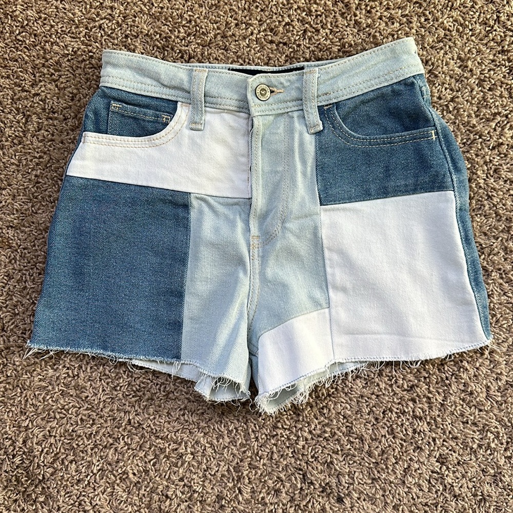 HOLLISTER Ultra High Rise Mom Cut off Patchwork Denim Short